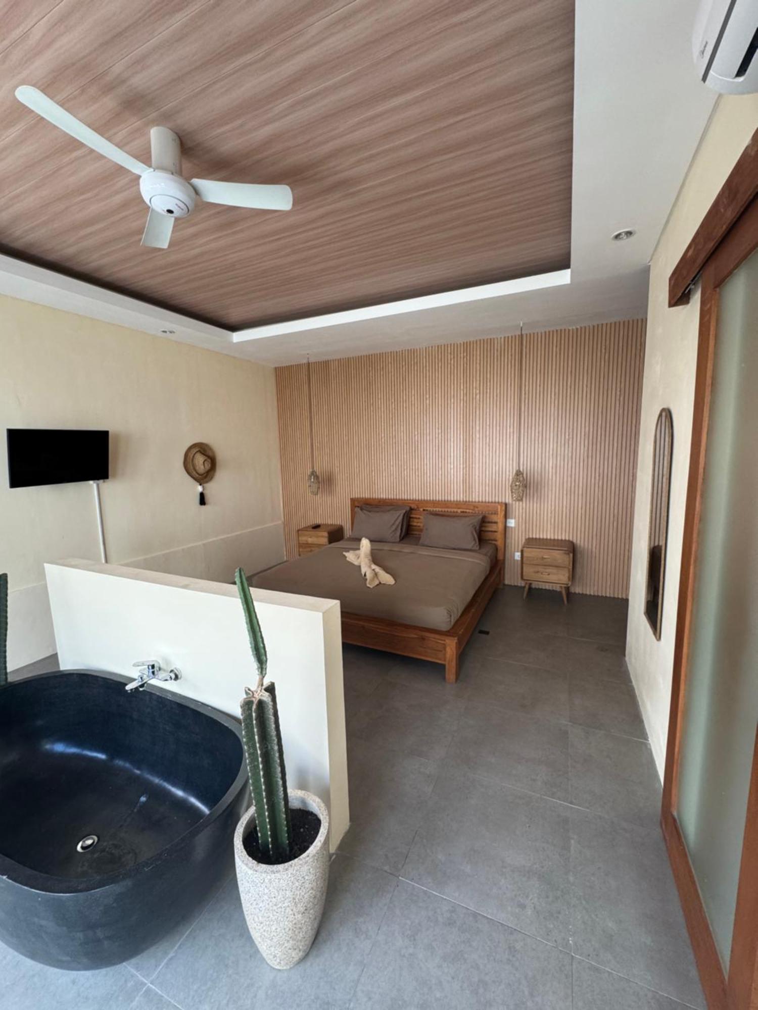 Kiki Village Bathtub Canggu Exteriér fotografie